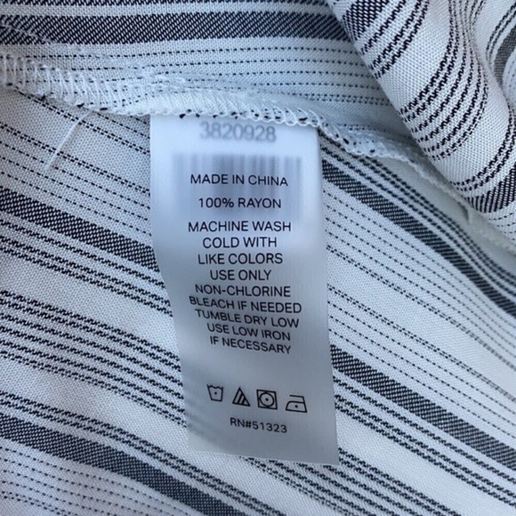 Court & Rowe The Jamesport Shirtdress in Ecru - Picture 9 of 10